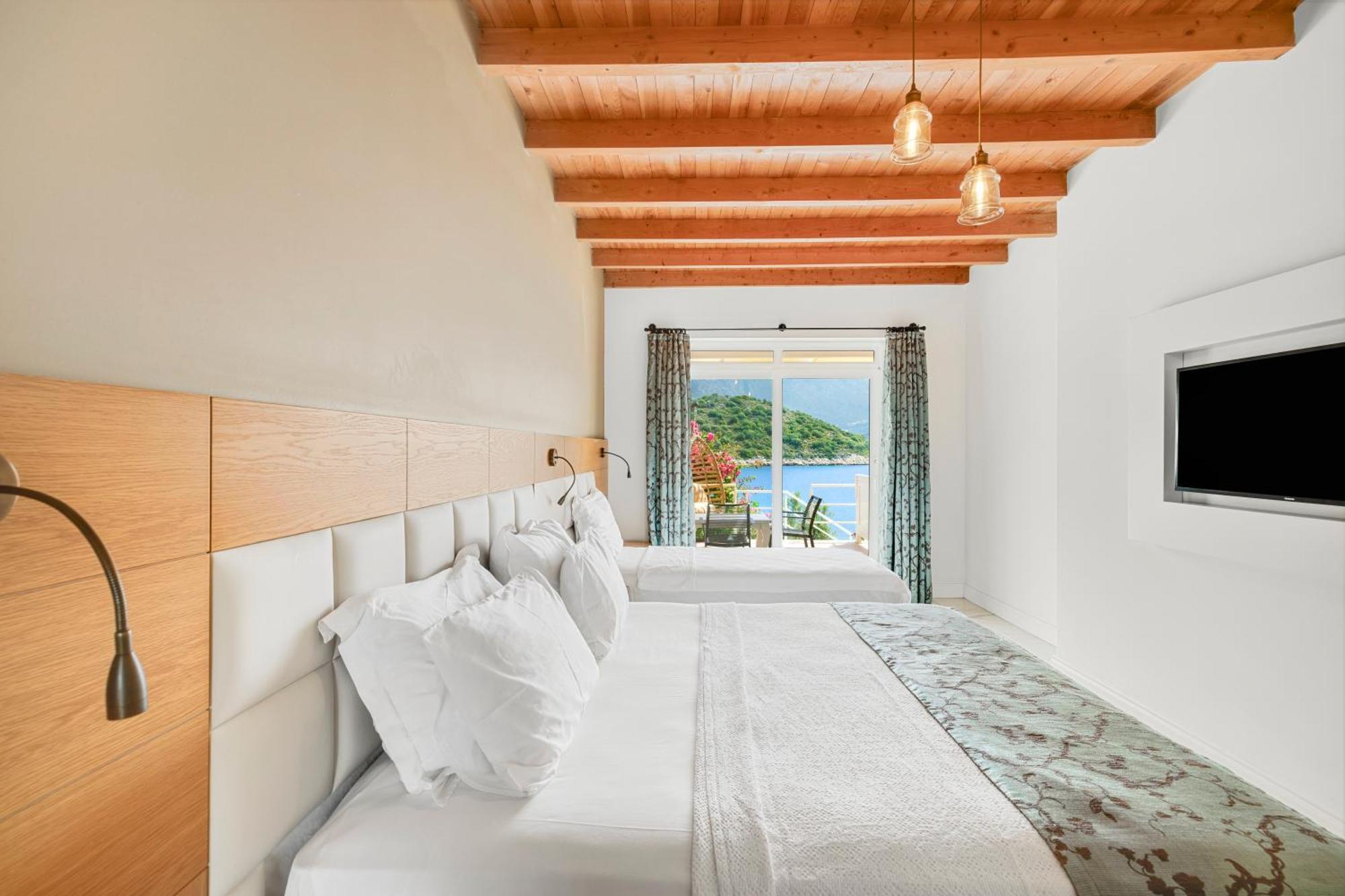 Blanca Beach Hotel Kas Exterior photo