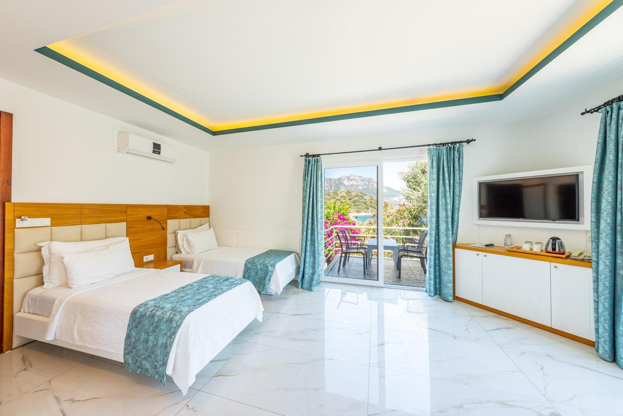 Blanca Beach Hotel Kas Exterior photo
